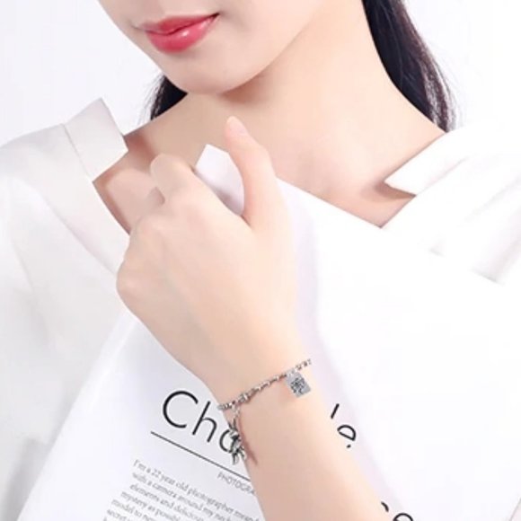 *NEW 925 Sterling Silver Vintage Rabbit Bracelet - Picture 9 of 9